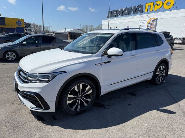 Volkswagen Tiguan L 2022
