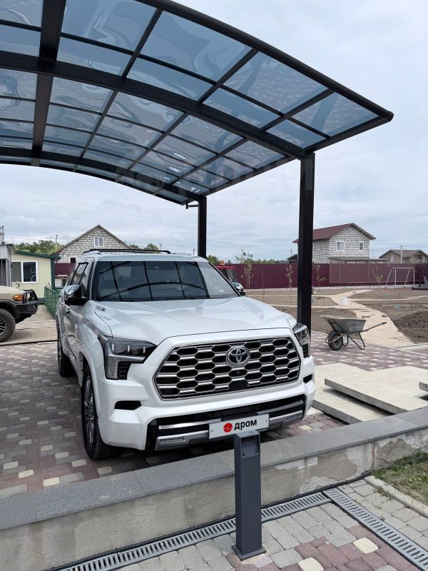 Toyota Sequoia 2023