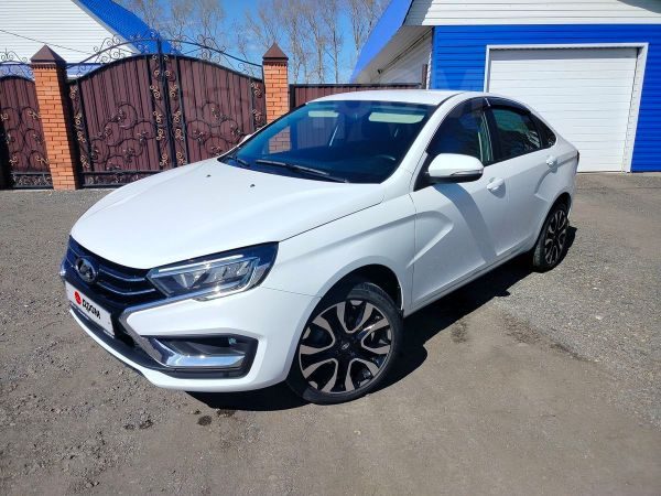Lada Vesta 2023