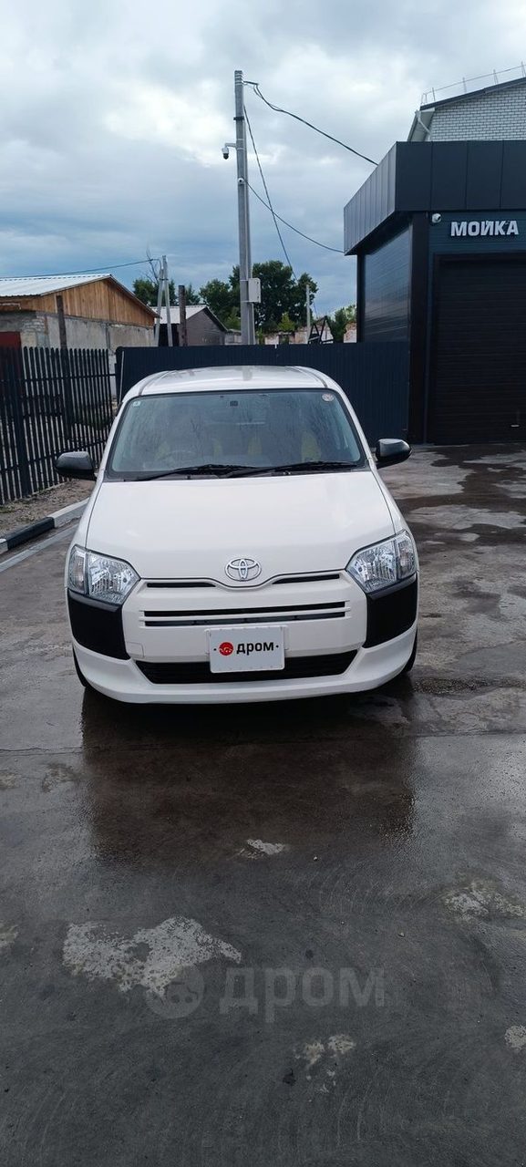 Toyota PROBOX 2022