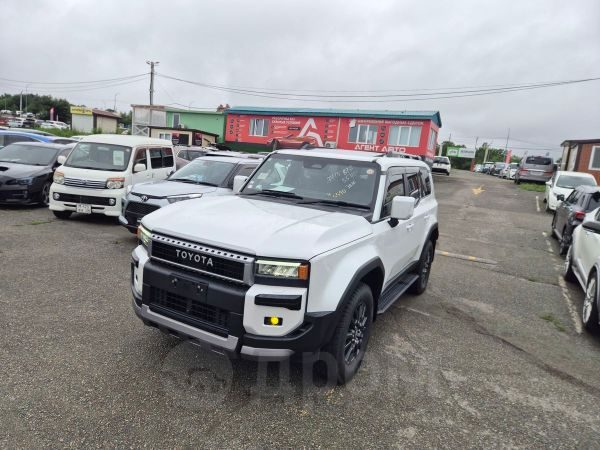 Toyota Land Cruiser Prado 2024