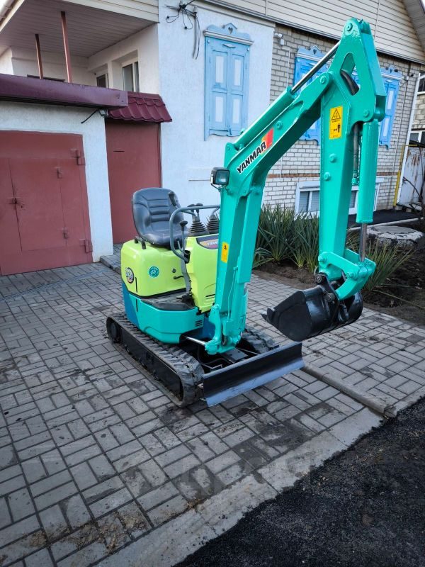 Yanmar ViO10 2018