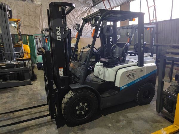 TEU FD30T 2023