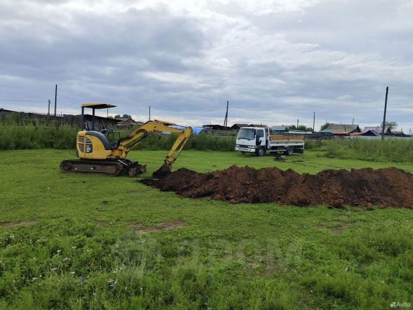 Komatsu PC30MR 2015
