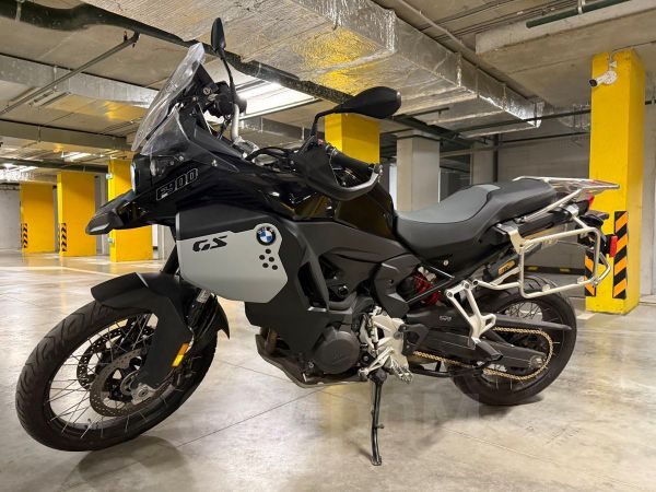 BMW F 900 GS Adventure 2024
