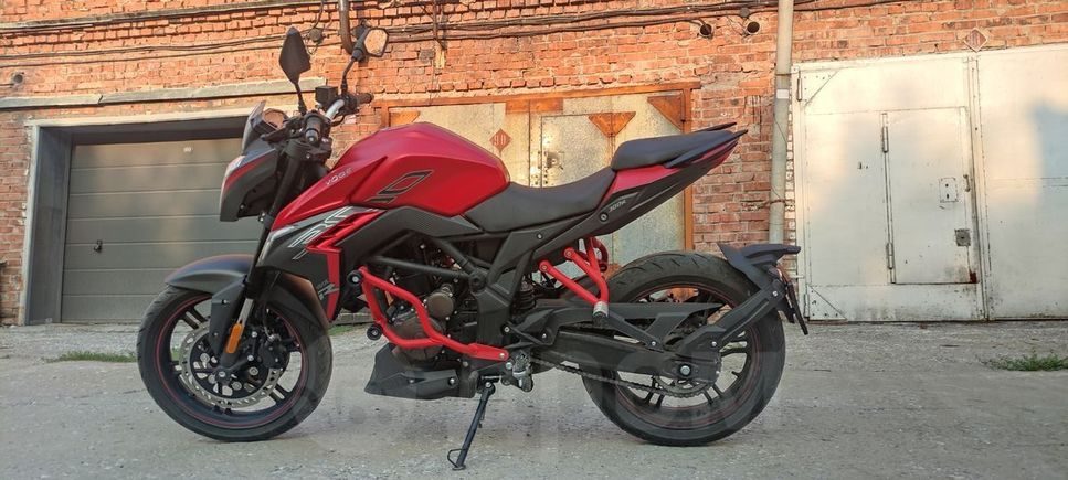 Voge 300R 2022