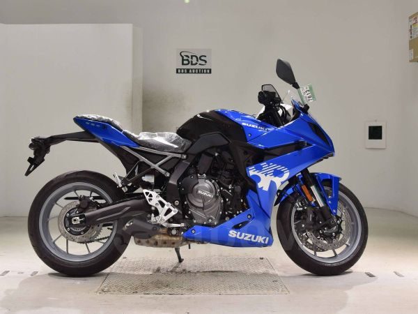 Suzuki GSX-8R 2025