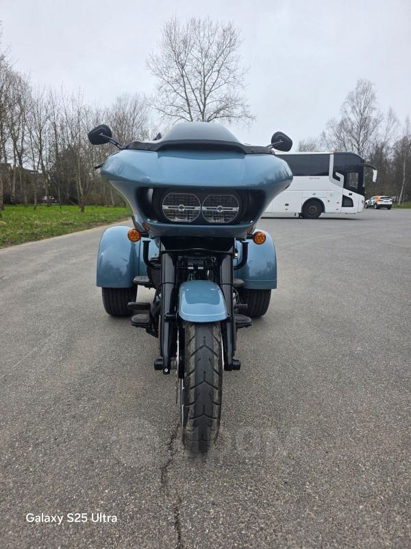 HARLEY-DAVIDSON Tri Glide 2024