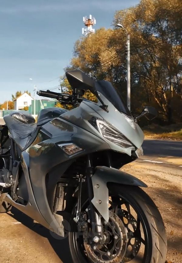 Yamaha YZF-R3A 2025