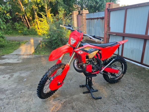 Beta RR 2T 300 2023