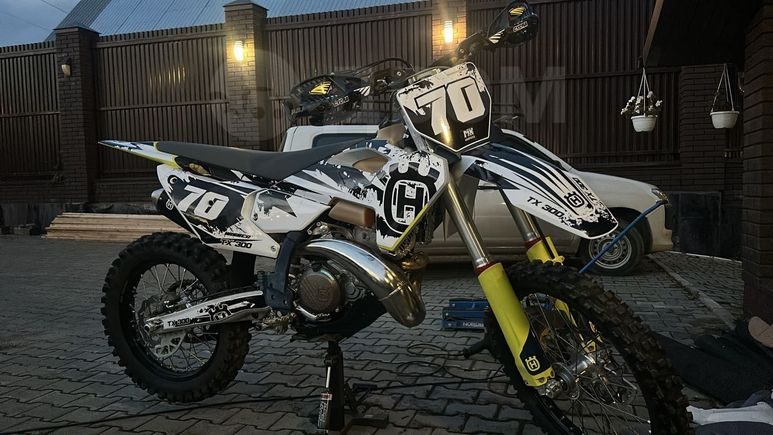 HUSQVARNA TX 300i 2024