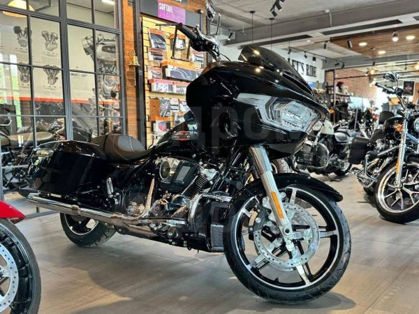HARLEY-DAVIDSON Road Glide 2024