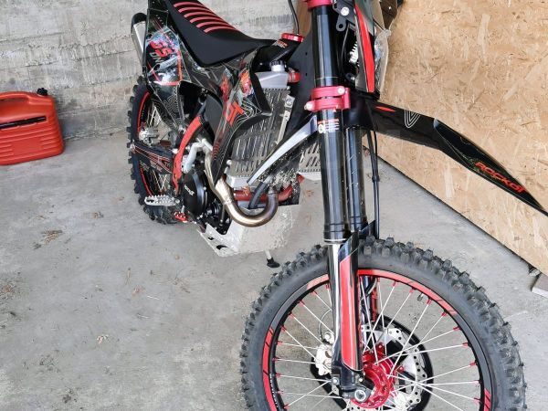 Rockot GS One Blackout 2025