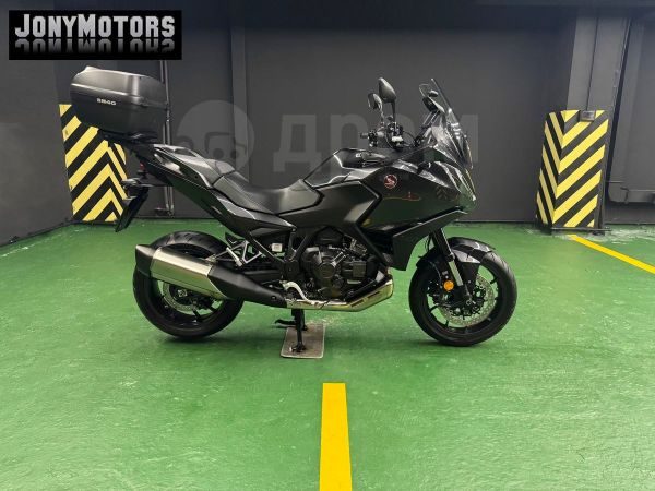 Honda NT1100 2022