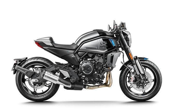 CFMoto 700 CL-X Sport 2025