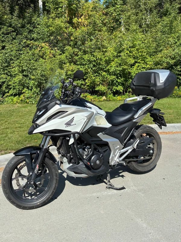 Honda NC750X DCT 2023