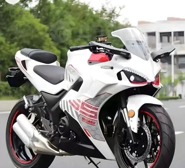 DUCATI Panigale V4 S 2025