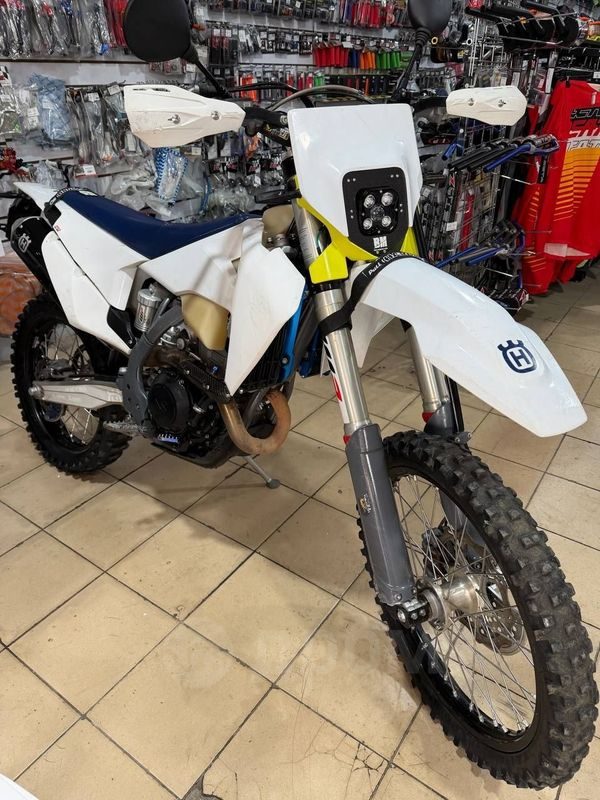 HUSQVARNA FE250 2022