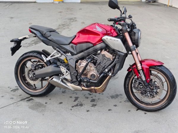 Honda CB650R 2022
