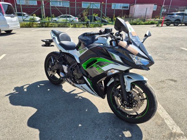 Kawasaki NINJA 650A 2022