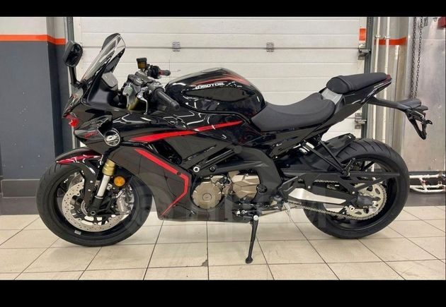 QJMOTOR SRK 600RC 2024