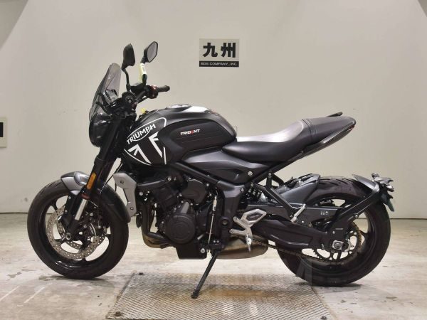 TRIUMPH Trident 660 2023