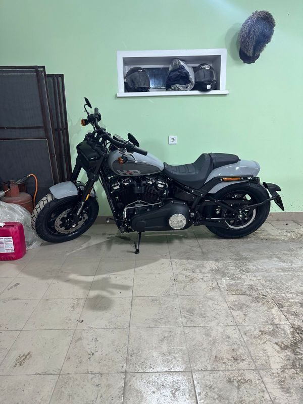 HARLEY-DAVIDSON Dyna Fat Bob 2024