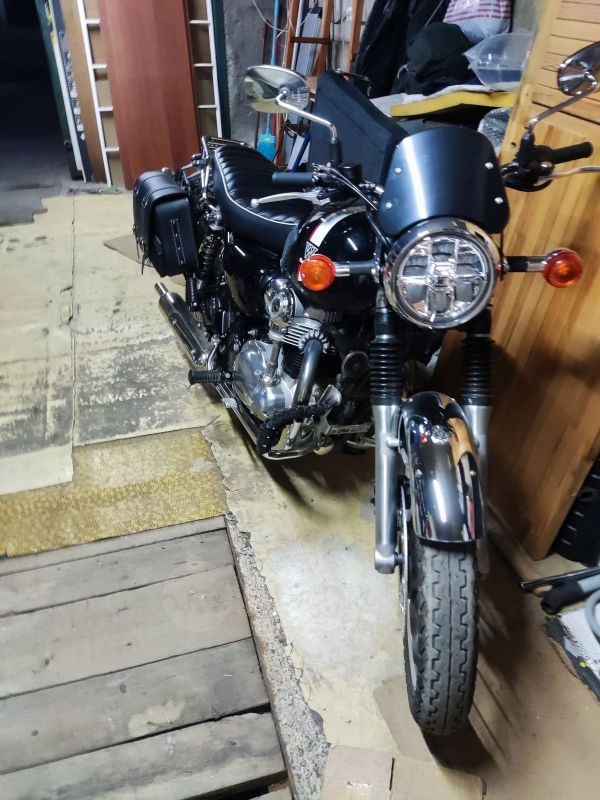 Kawasaki W800 2022