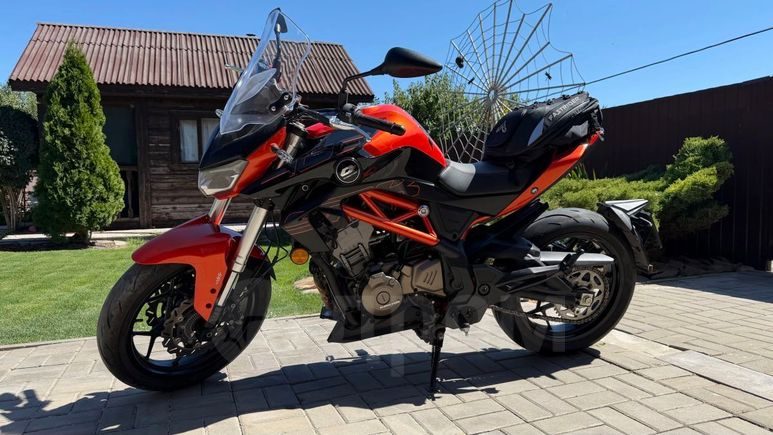 QJMOTOR SRK 400 2024
