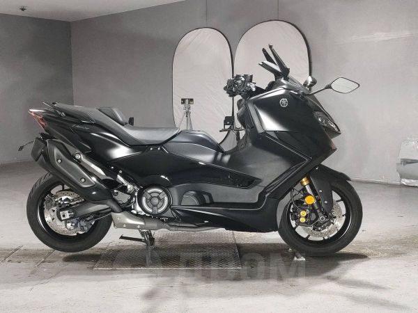 Yamaha T-MAX 560 2023