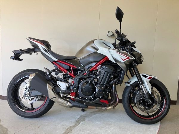 Kawasaki Z900 SC 2022