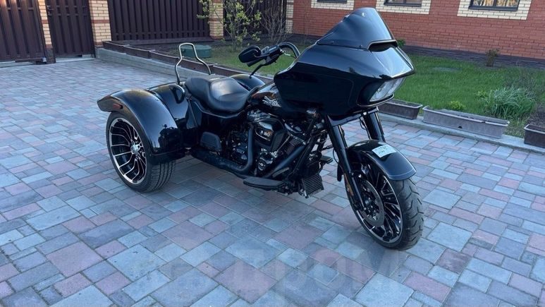 HARLEY-DAVIDSON Road Glide 3 2024