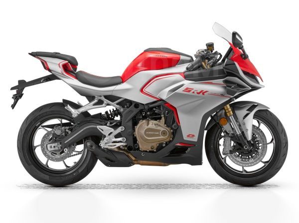 QJMOTOR SRK 421 RR 2026