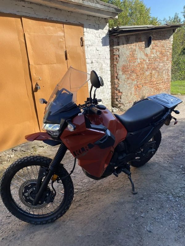 Kawasaki KL650E 2022