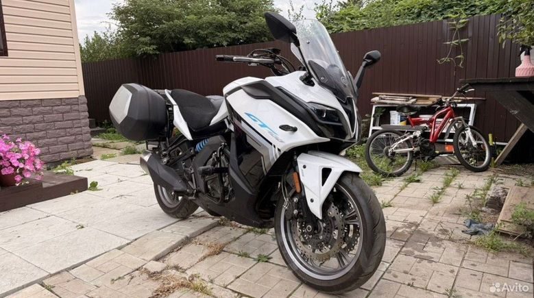 CFMoto 400 GT 2022