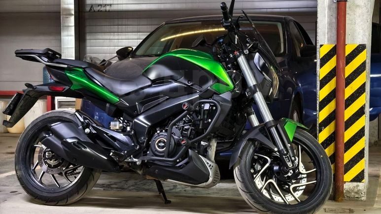 Bajaj DOMINAR D 400 2023