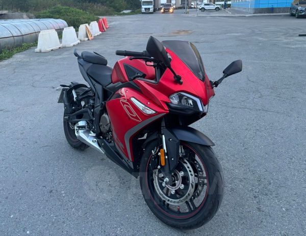 Voge 300RR 2026