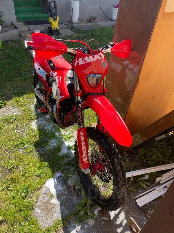 Hasky F7 2025