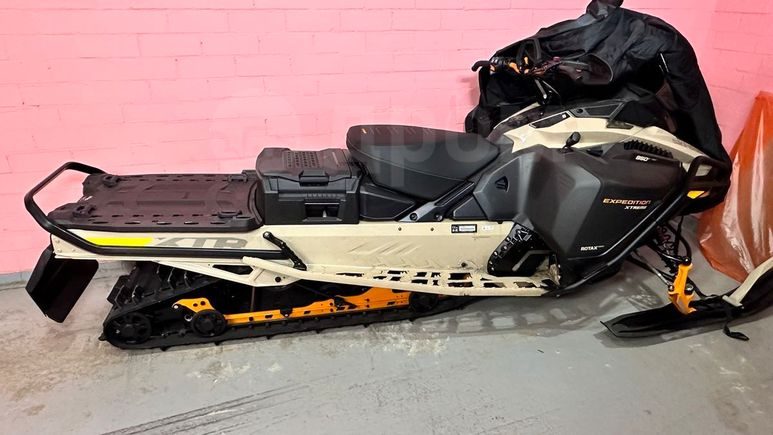 BRP Ski-Doo Expedition Xtreme 850 2022