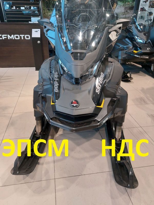 BRP Ski-Doo Skandic SWT 2024
