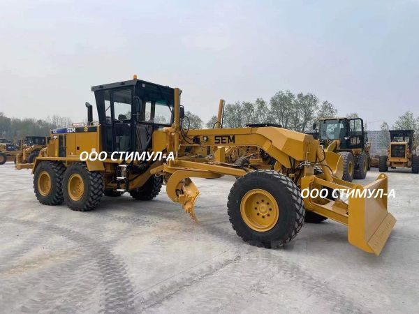 SEM 922 AWD 2025