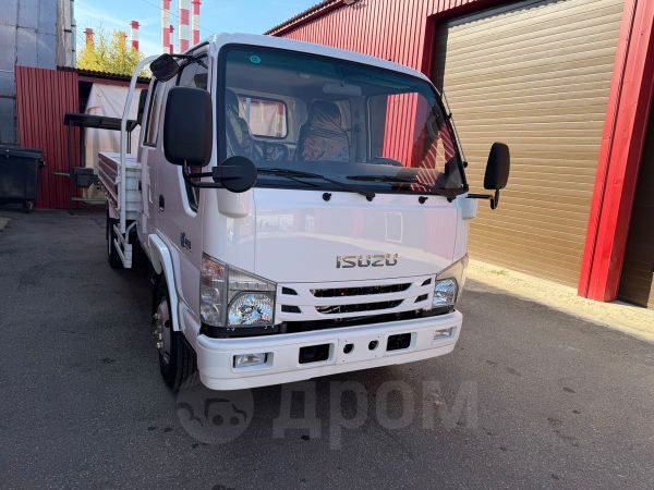 Isuzu Elf 2025