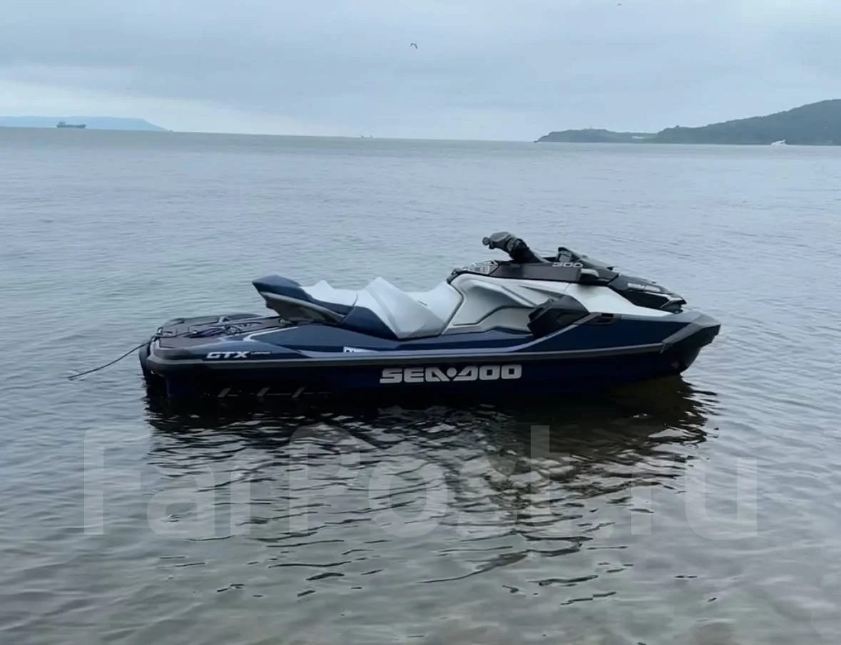 Sea-Doo GTX-300 Limitd 2023 120 мoтo-чacoв 2023