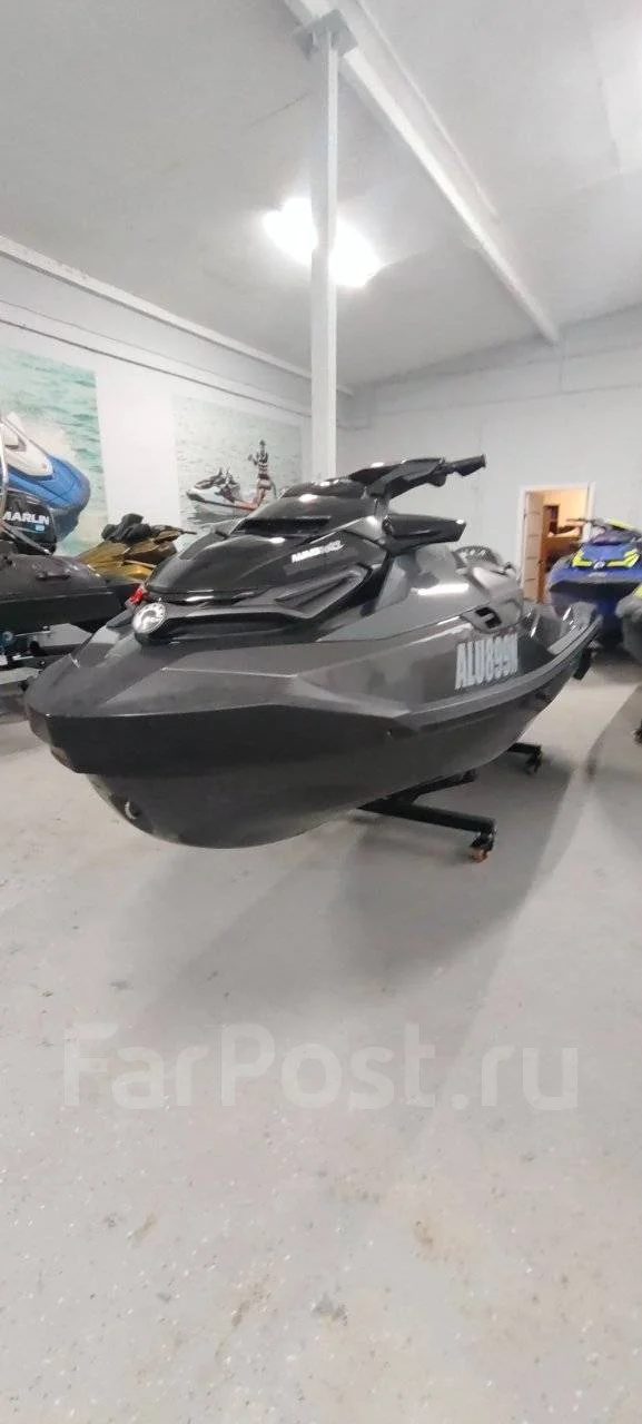 Sea-Doo RXT-X 300 c тeлeгoй 2023