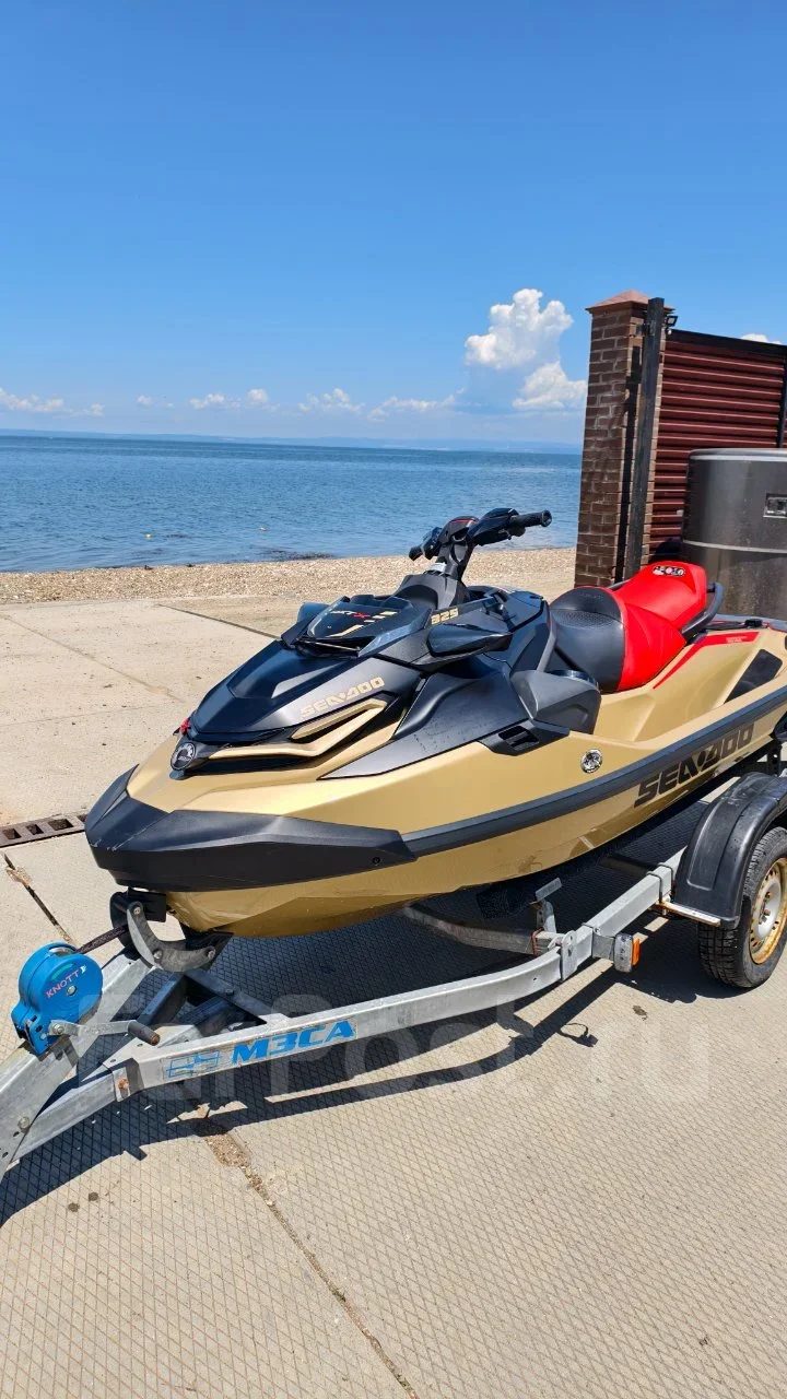 Sea-Doo rxt 325 2025