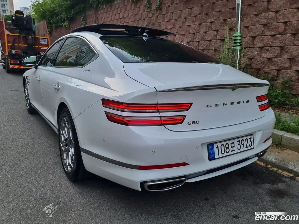 Genesis G80 2.5 2WD 2023 — миниатюра 2