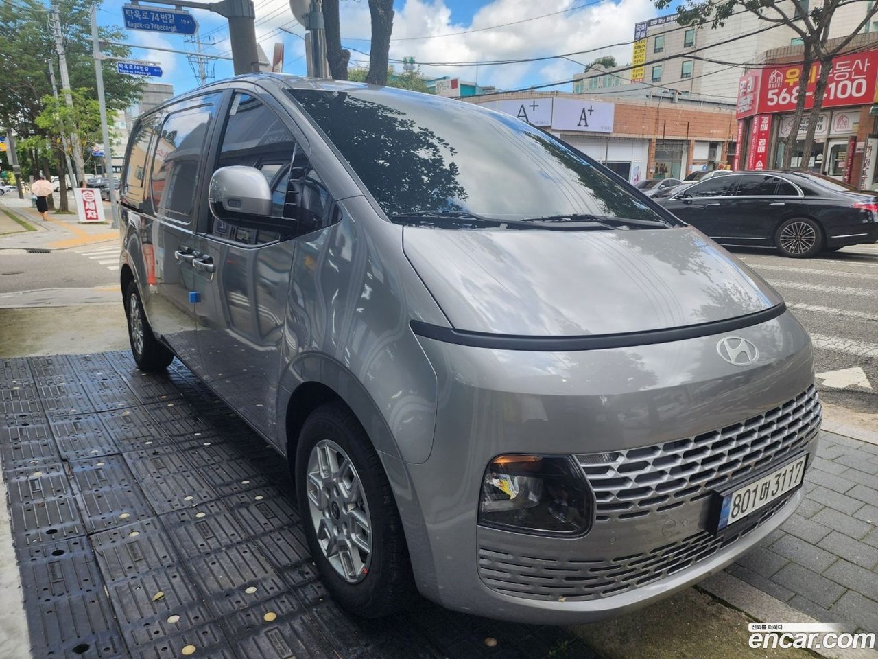 Hyundai Staria 2024 — 3