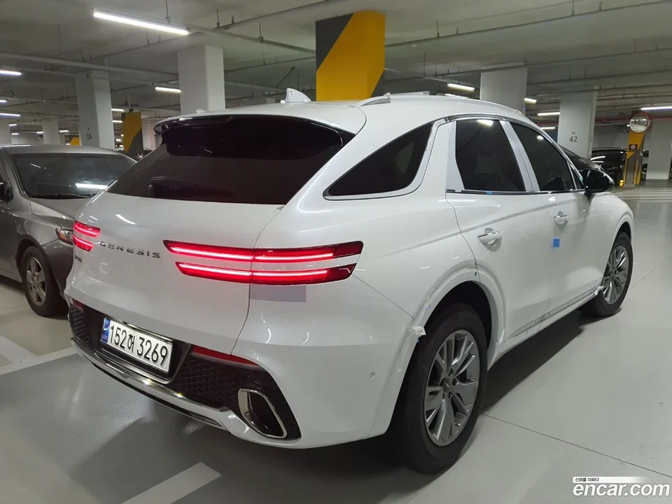 Genesis GV70 2.5T 2WD 2024 — миниатюра 4