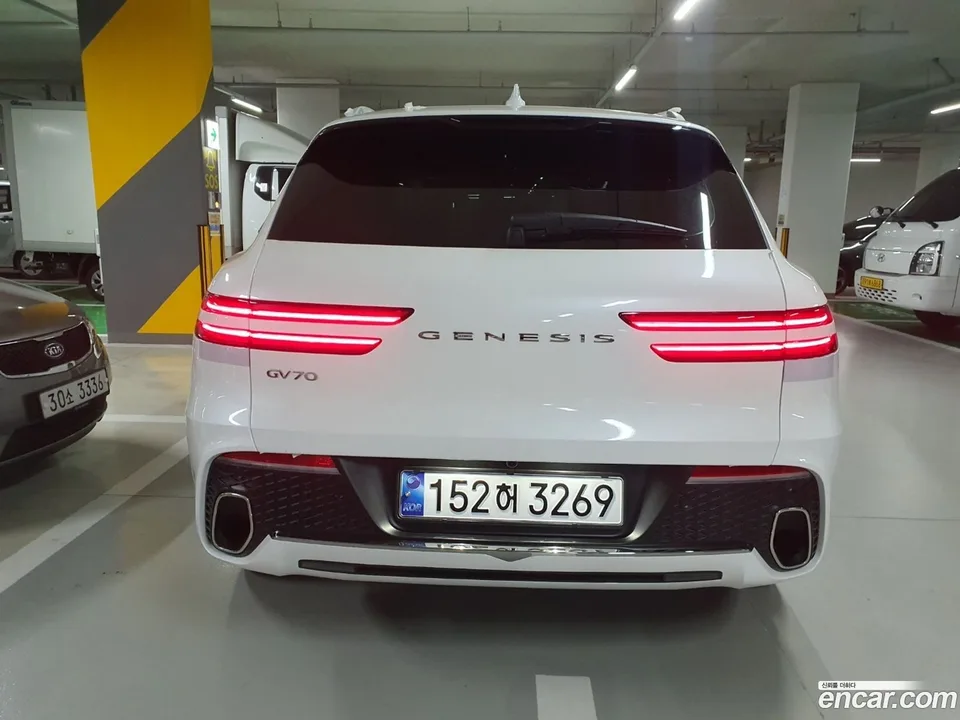 Genesis GV70 2.5T 2WD 2024 — миниатюра 5