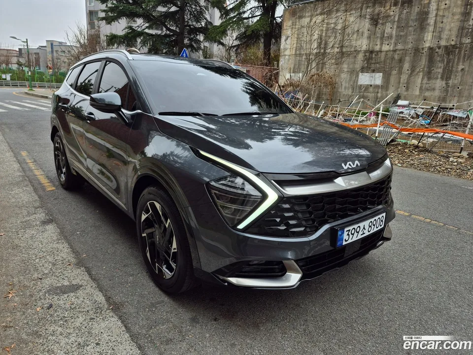 Kia Sportage 1.6 2WD 2024 — фото 1, купить с доставкой в Москву
